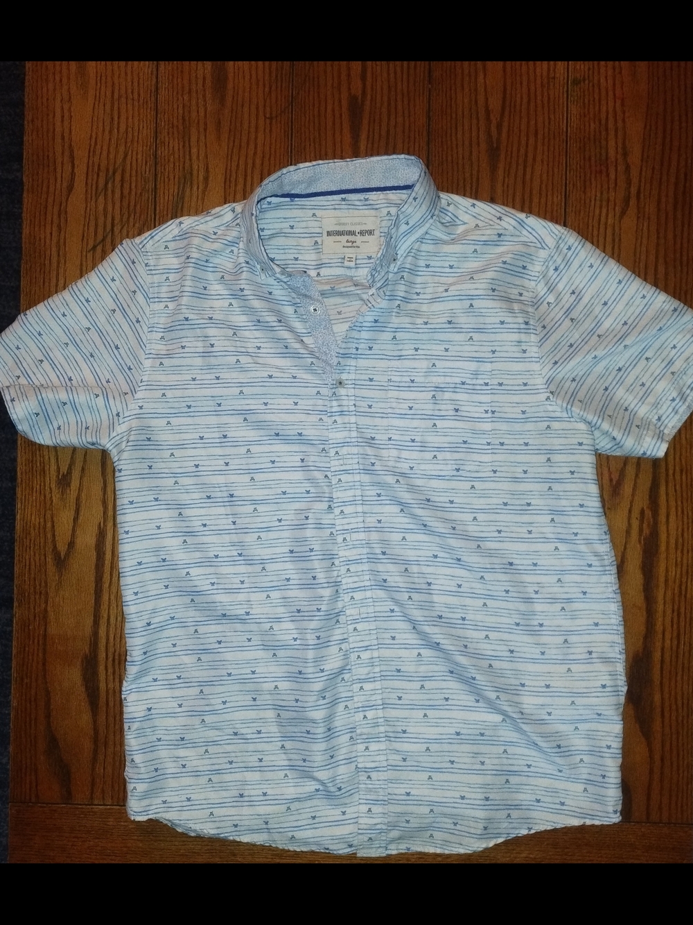 International Report Size L Men's Shirt